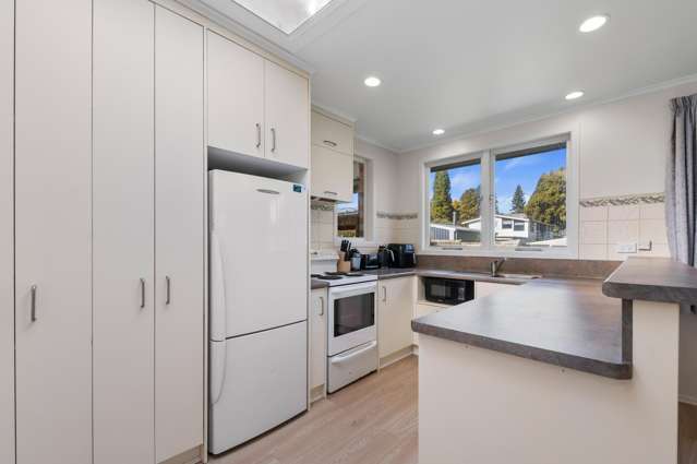 132 Devon Street West Hillcrest_3