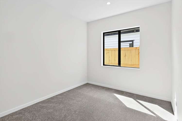 34 Furlough Road Papakura_19