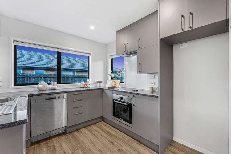 14 Mataoho Lane Mangere East_8