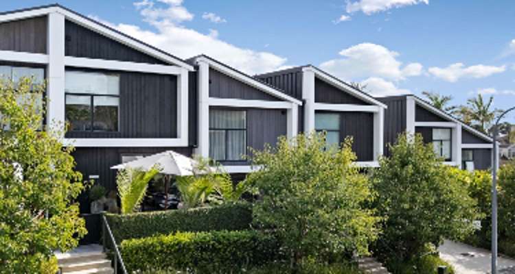 37c Glen Atkinson Street_0