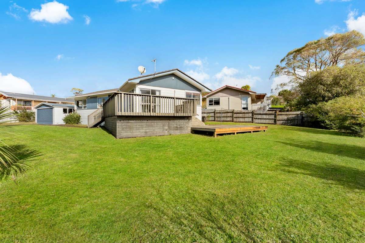 2 Longreach Drive_0