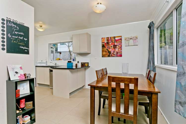 13 Tesla Place Totara Vale_7