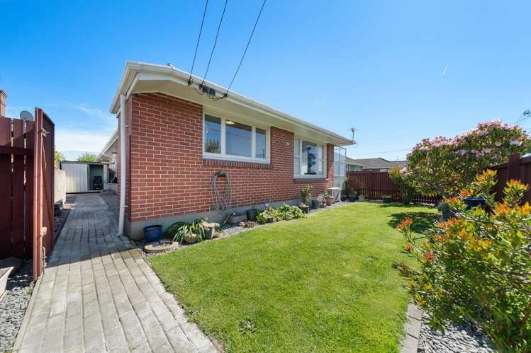 89a Hargood Street Woolston_15