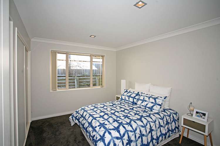 196b Gayhurst Road Dallington_18