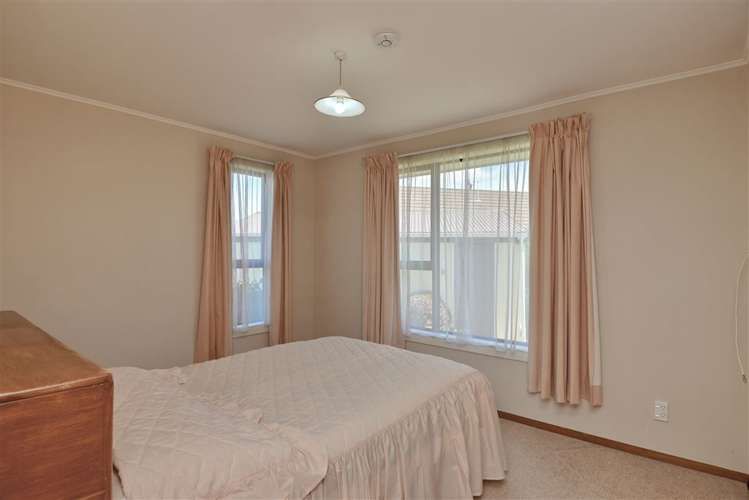 39 Gibson Drive Hornby_10