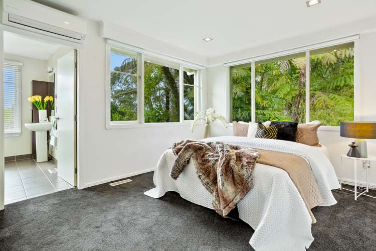 1 Huia Road Titirangi_14