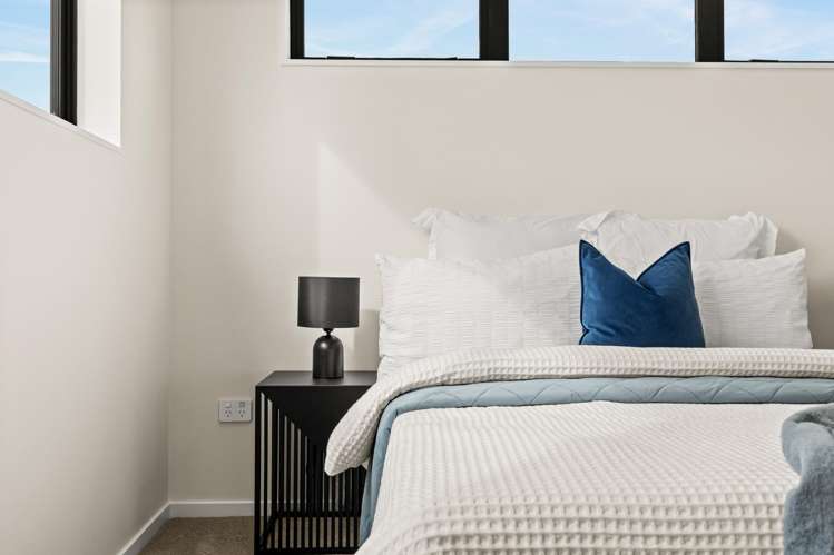 1/16 Woodford Avenue Henderson_13