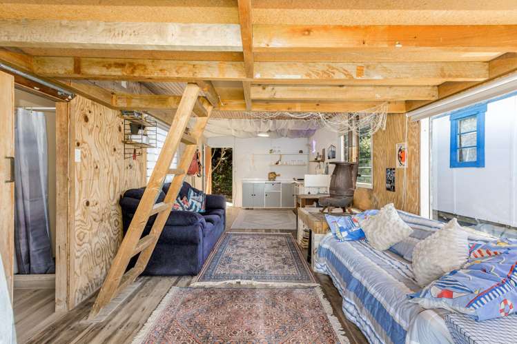 15 Boatshed, Camborne Walkway Paremata_8