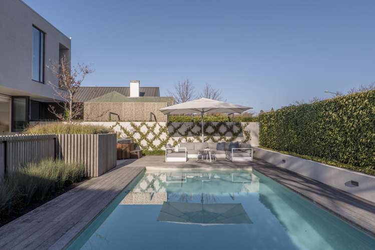 48 Clissold Street Merivale_40