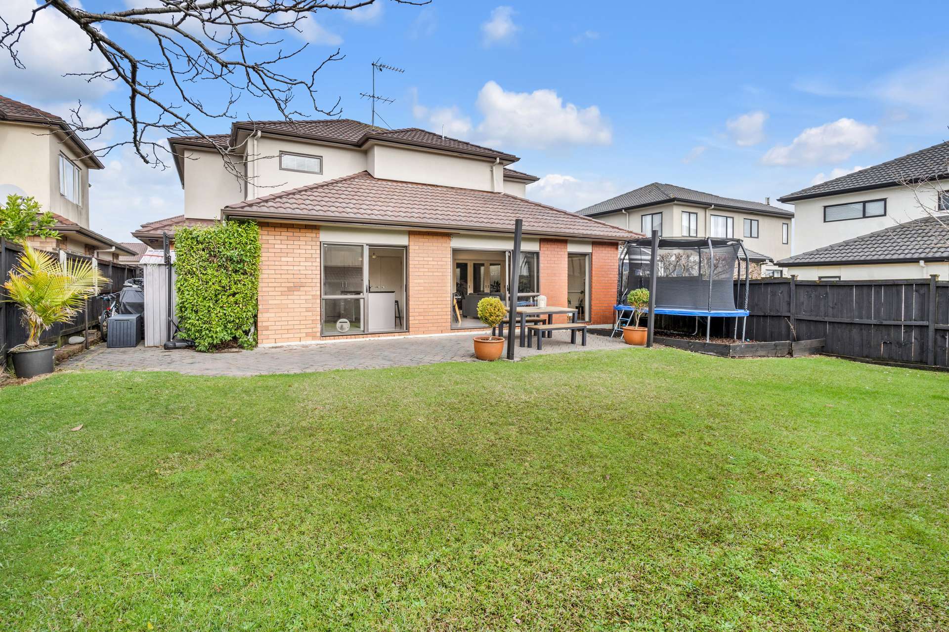 4 Bridgefield Crescent Flat Bush_0