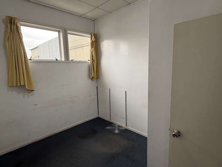 227-229 Great South Road Papakura_4