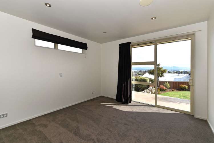 5 Hampshire Place Stoke_16