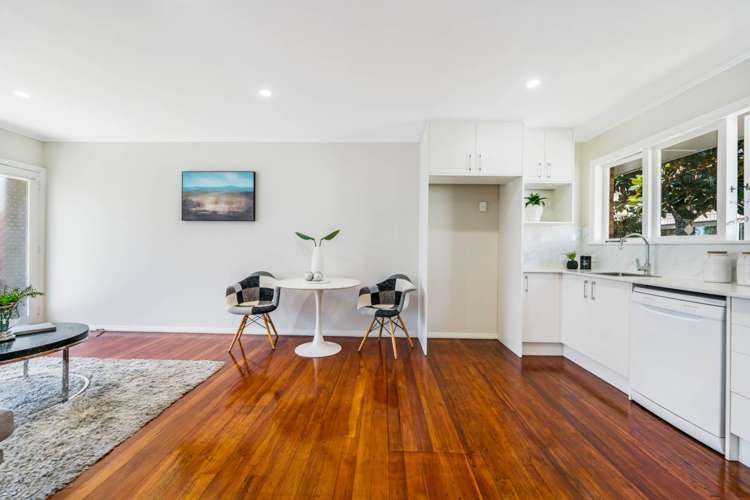2/2 Bowling Avenue Epsom_8