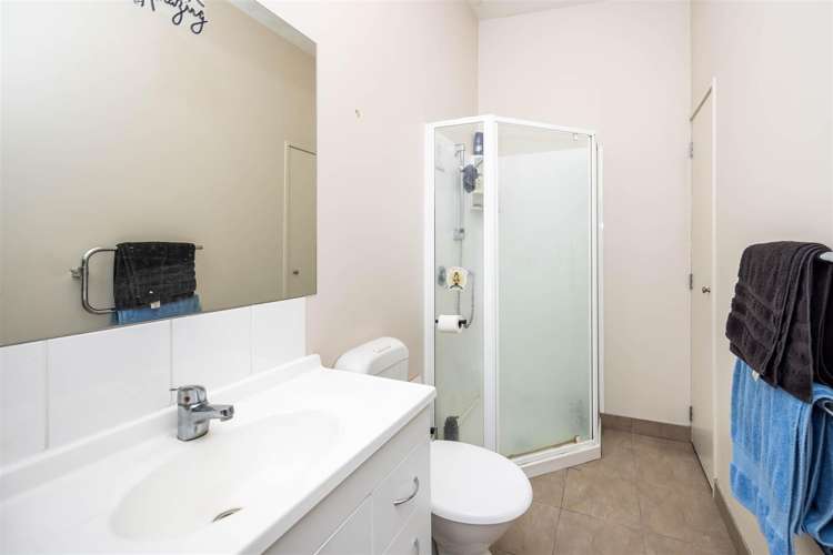 Unit 2 at 6 Ken Browne Drive Te Rapa_9