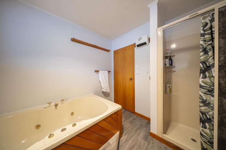 239B Milford Road Te Anau_9