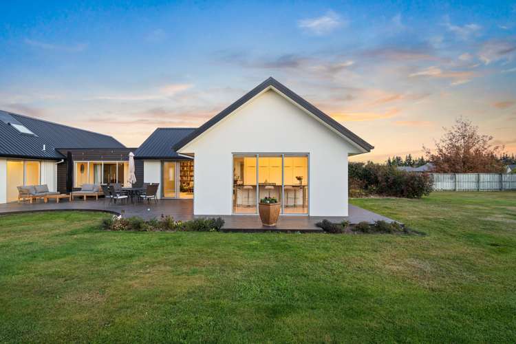 19 Rossington Drive West Melton_8