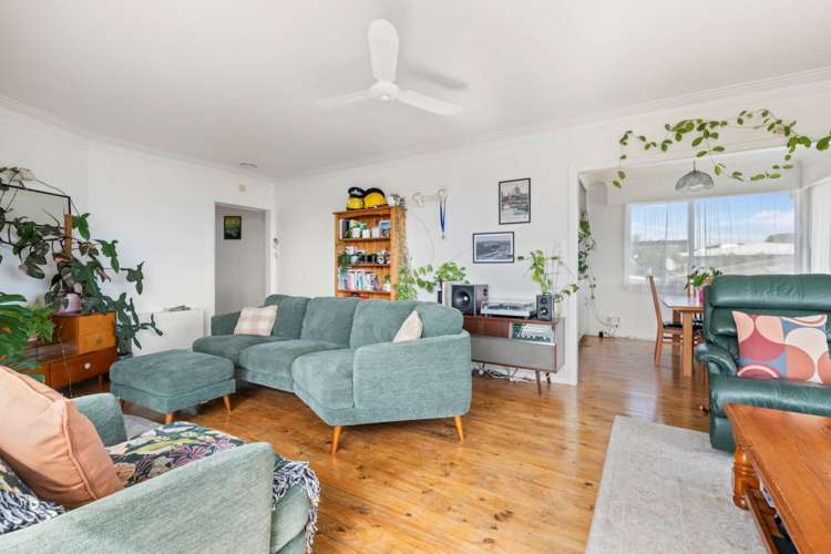 961 Whangaparaoa Road Manly_16