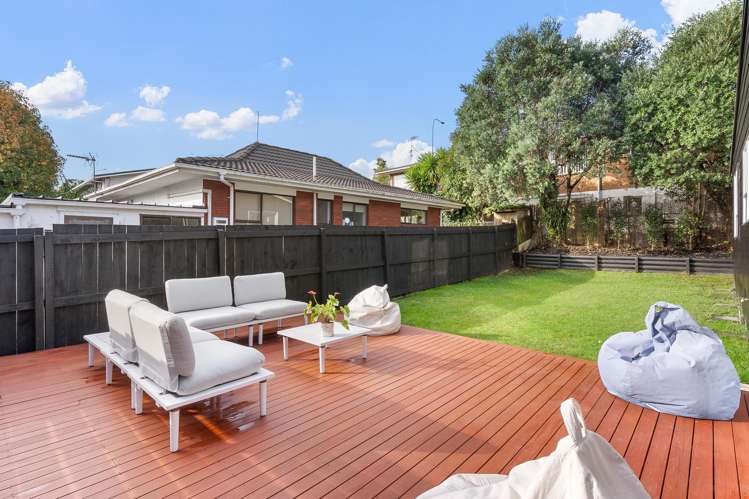 2/3 Camrose Place Glenfield_8