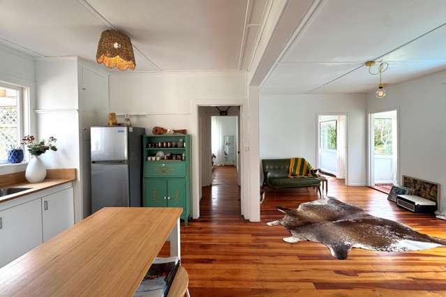 1059 Pouewe Street Kawhia_3