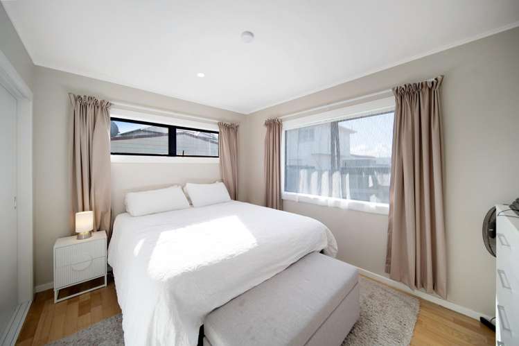 14 Ashley Avenue Mangere East_9