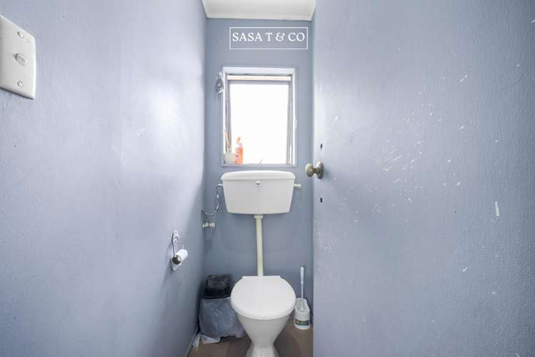 2/4 Colin Street Mangere_11