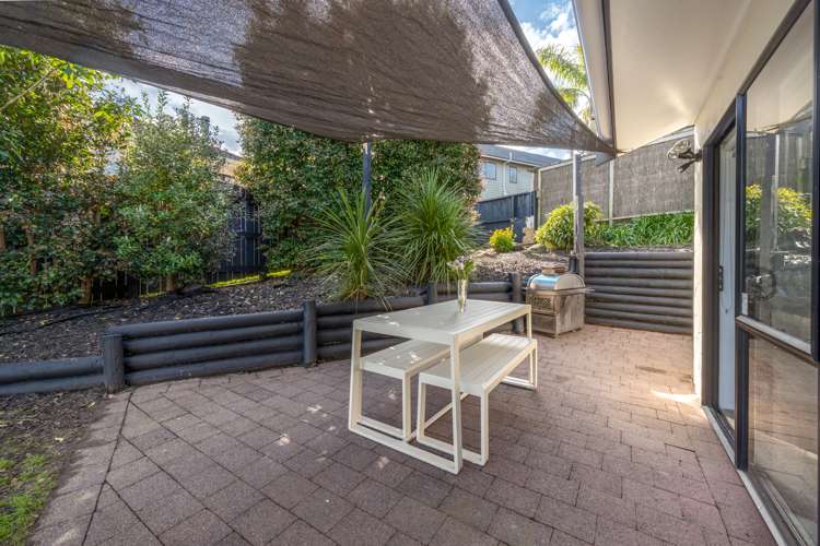 66b Kurnell Drive Botany Downs_11