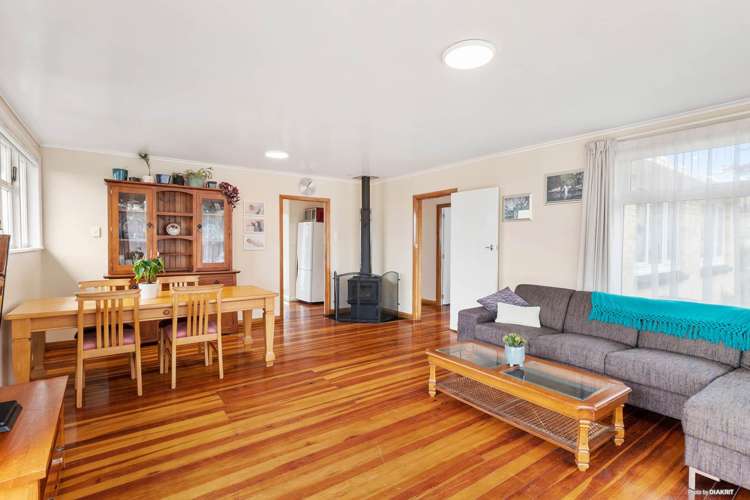 14 Emere Place Meremere_2