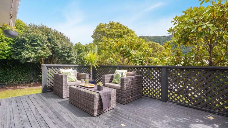1/10 Denver Grove Totara Park_1