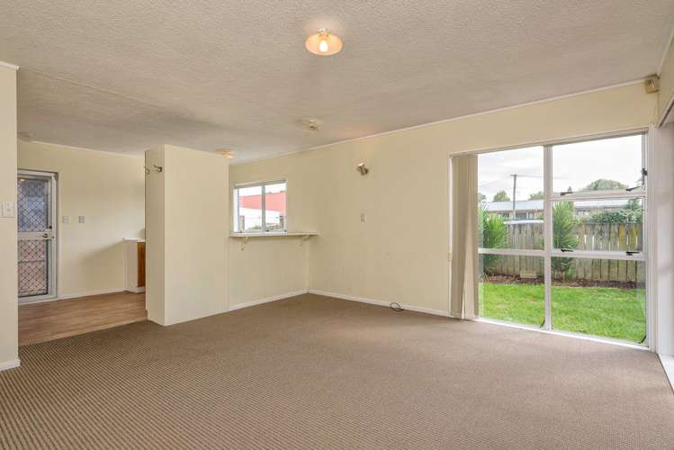 25b Smiths Avenue Papakura_3