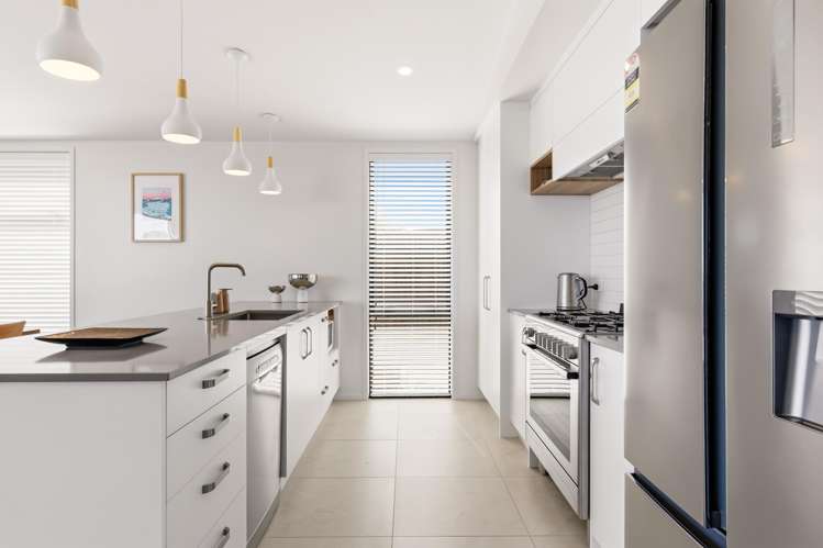 184A Lake Terrace Hilltop_10