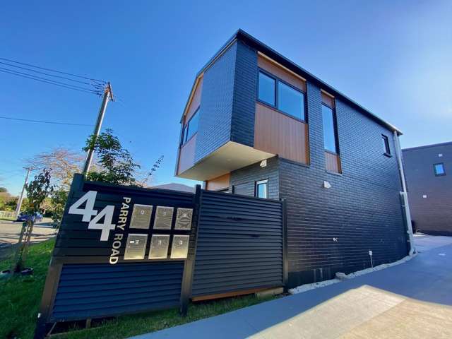 Standalone house ready for you to live in