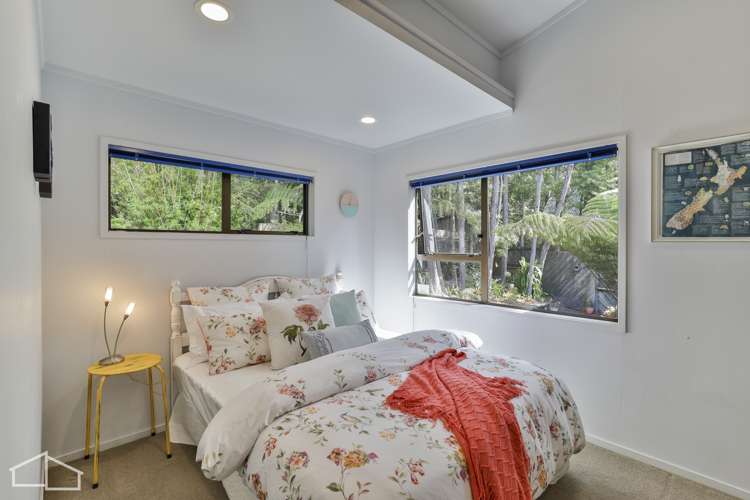 1 Kaurimu Rise Titirangi_12