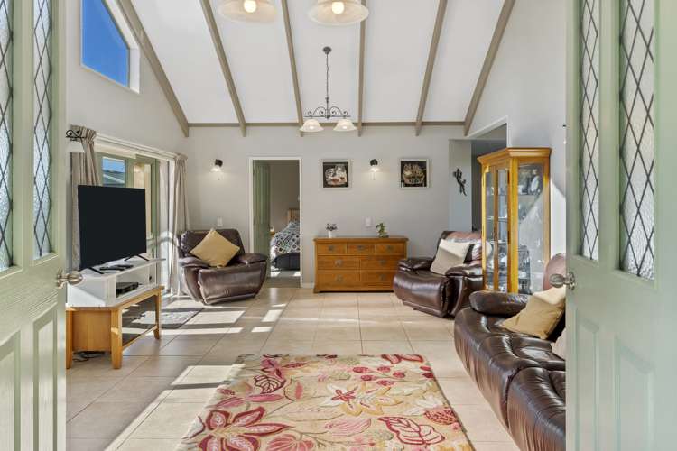 29 Robinson Terrace Rangatira Park_7