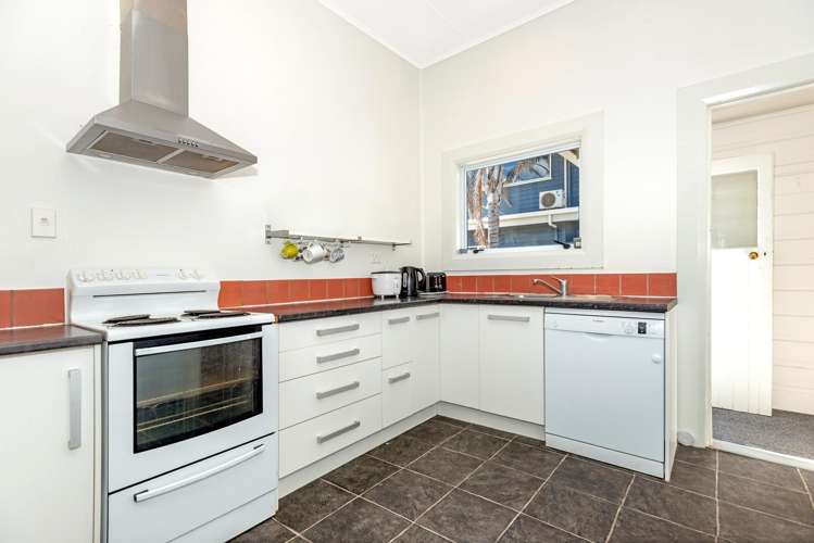 8 Salisbury Road Awapuni_25