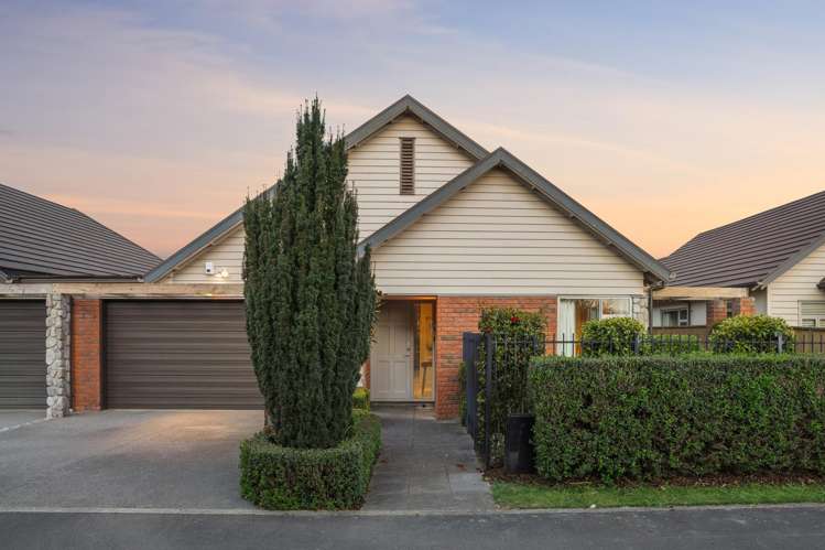 37 Henley Green Northwood_0