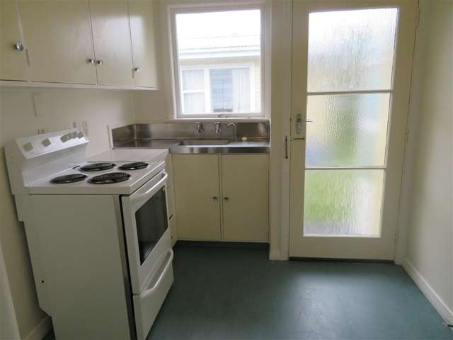 2/1A Tocker Street 1353_2