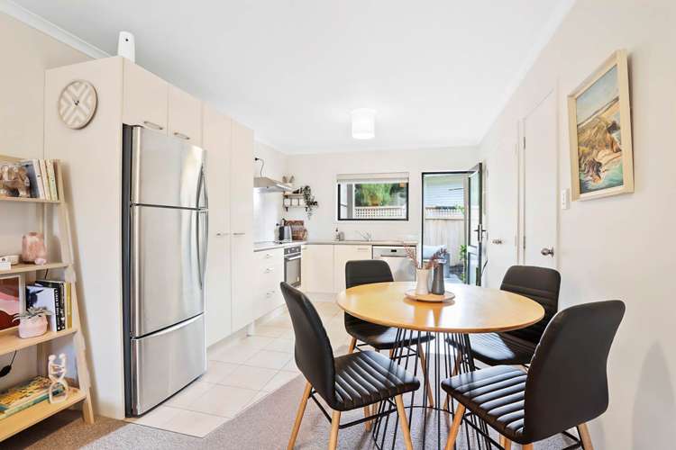 4/94 Glengarry Road Glen Eden_4