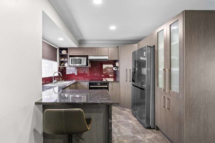 2 Libnai Avenue Clover Park_8