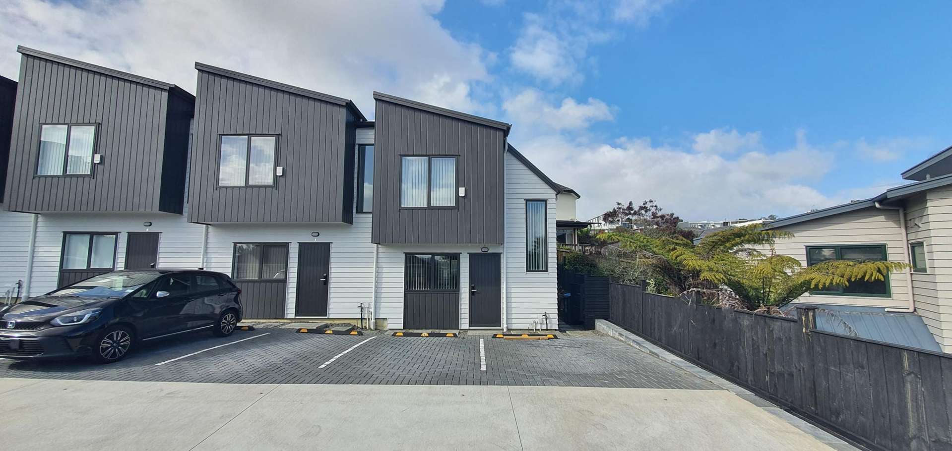 8/18 Kinross Street Blockhouse Bay_0