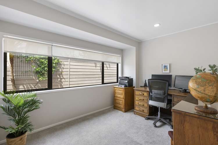 2 Gillard Place Eastern Beach_25