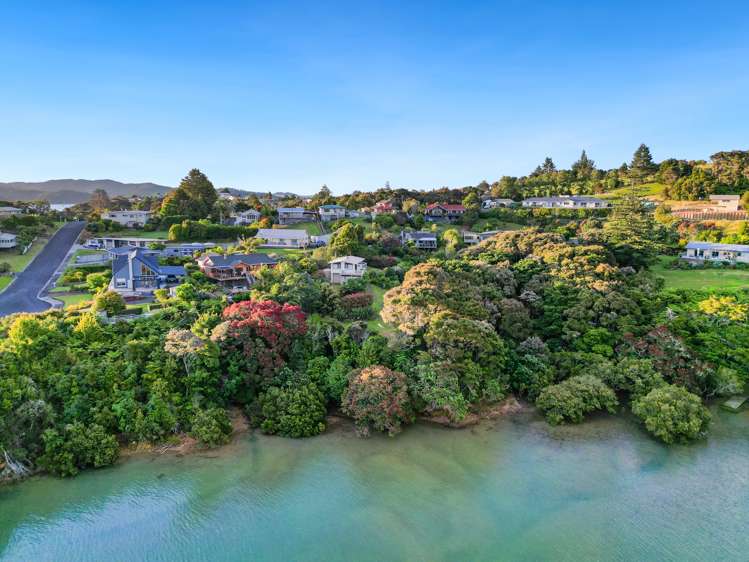 15 Kakapu Road Russell Surrounds_21