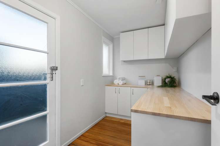 1/17 Fairclough Road Beach Haven_10