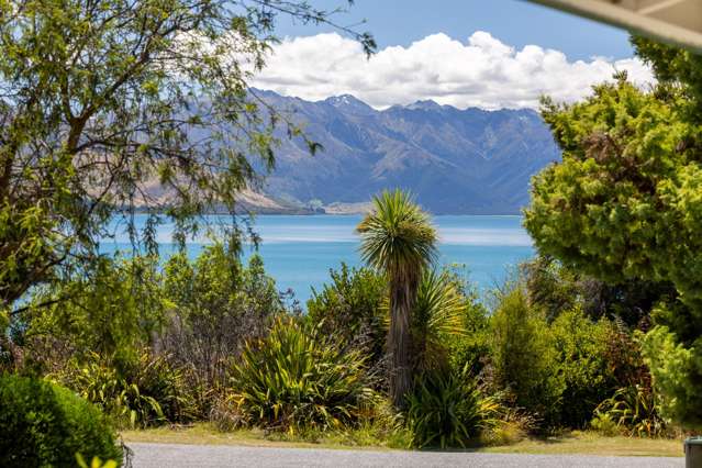28 Flora Dora Parade Lake Hawea_1