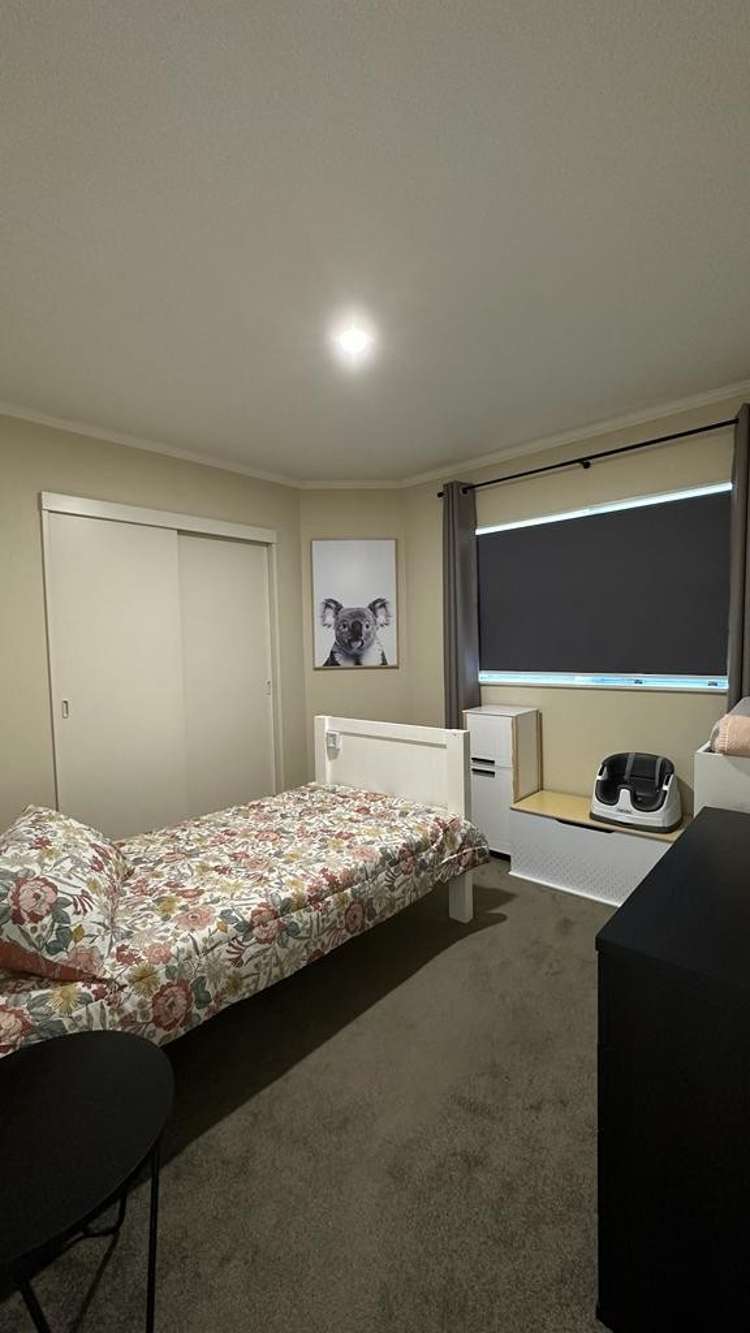  2/413 Suffolk Road Stoke_13