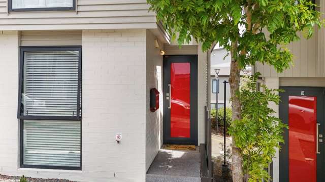 8/10 Silver Moon Road Albany Heights_1