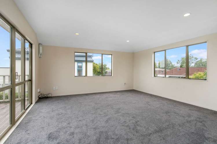 10 Riverview Road New Lynn_1