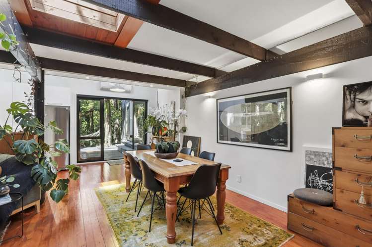 34 Hollywood Avenue Titirangi_12