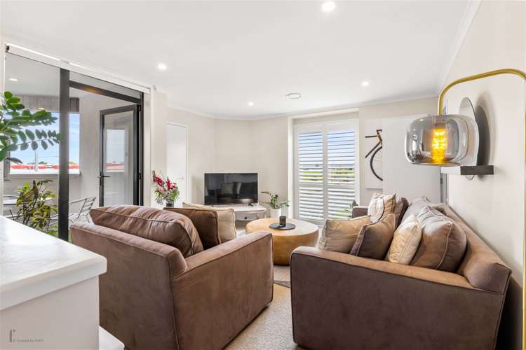 72 Squadron Drive Hobsonville_23