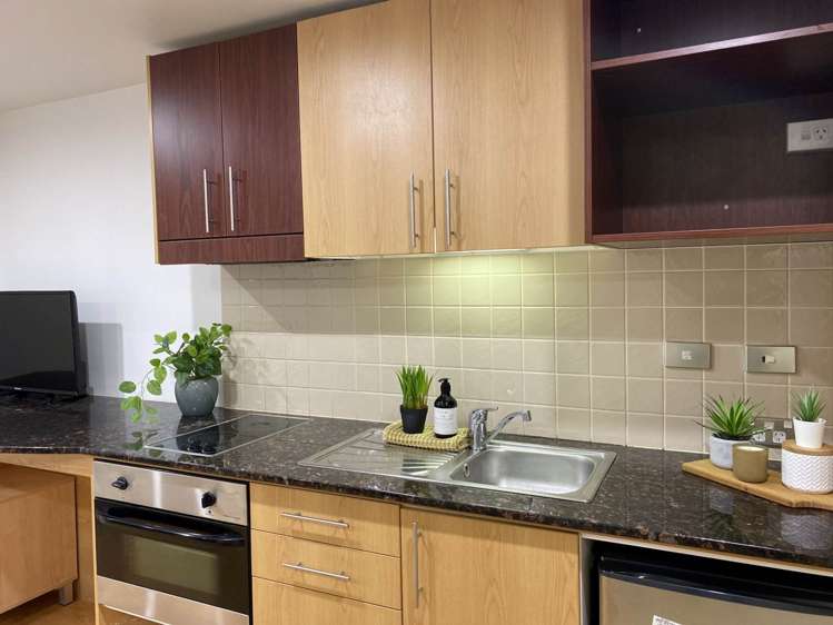 407/76 Wakefield Street City Centre_4