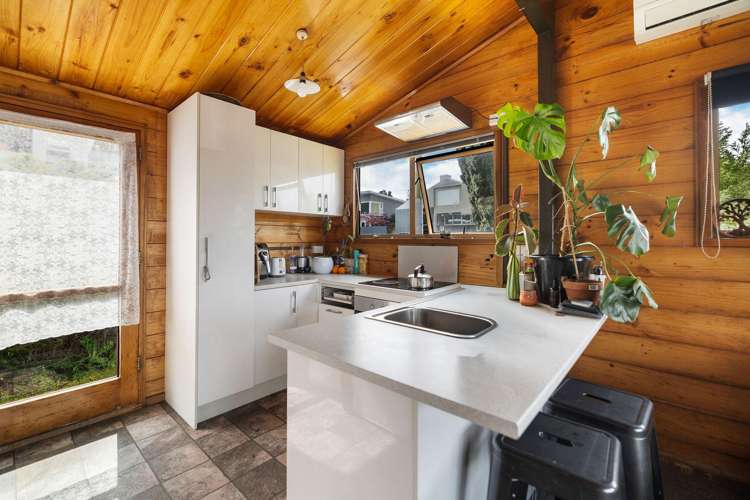 30 Sydney Street Queenstown_9